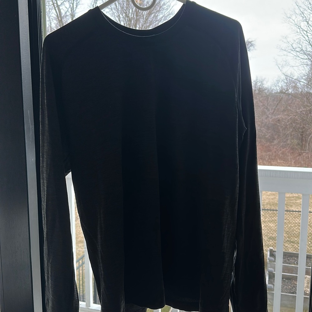 Lululemon Men’s swiftly